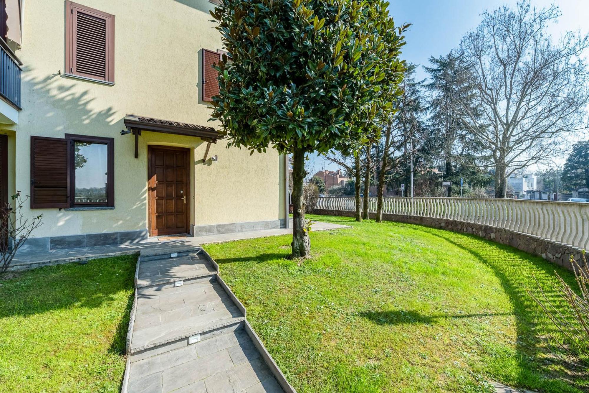 Casa Delle Magnolie Apartment Cassina de' Pecchi Exterior photo